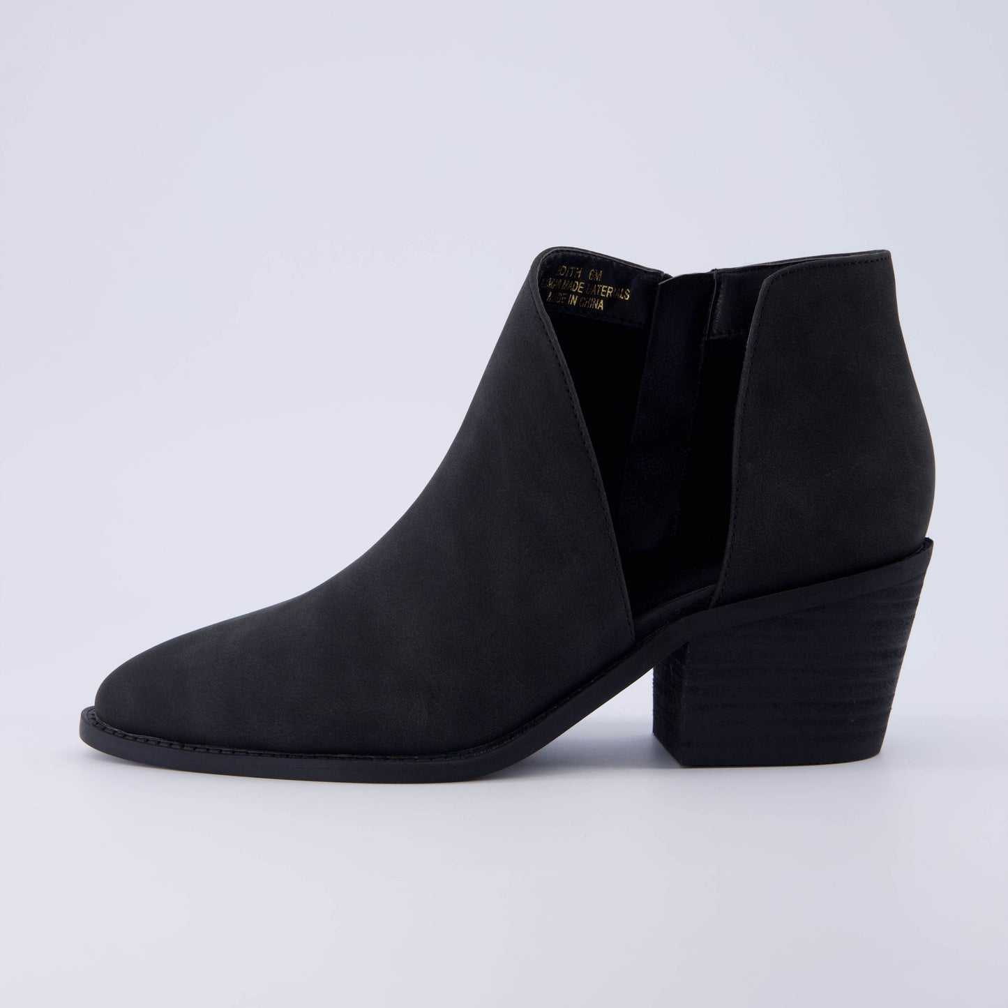 Black,6,Medium