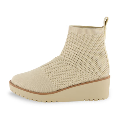 Ivory,6,Medium