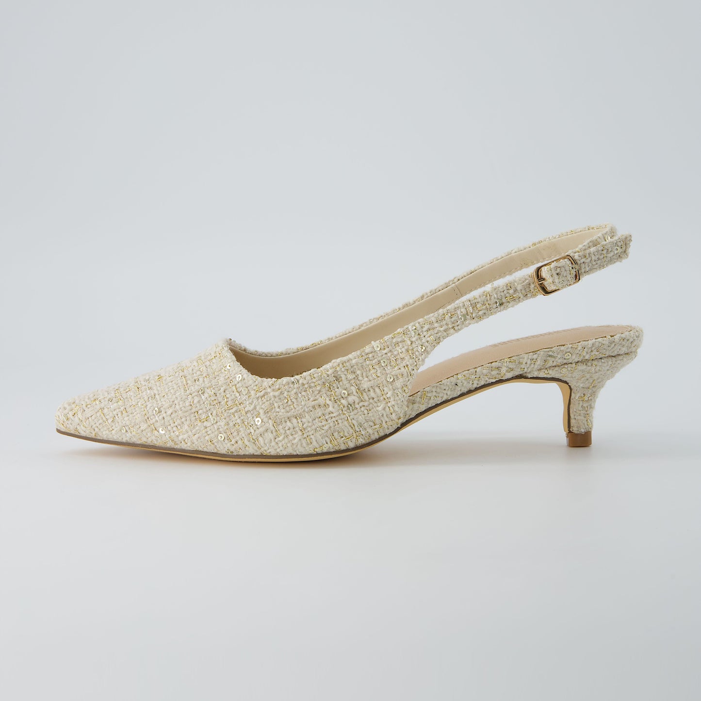 Beige,6,Medium