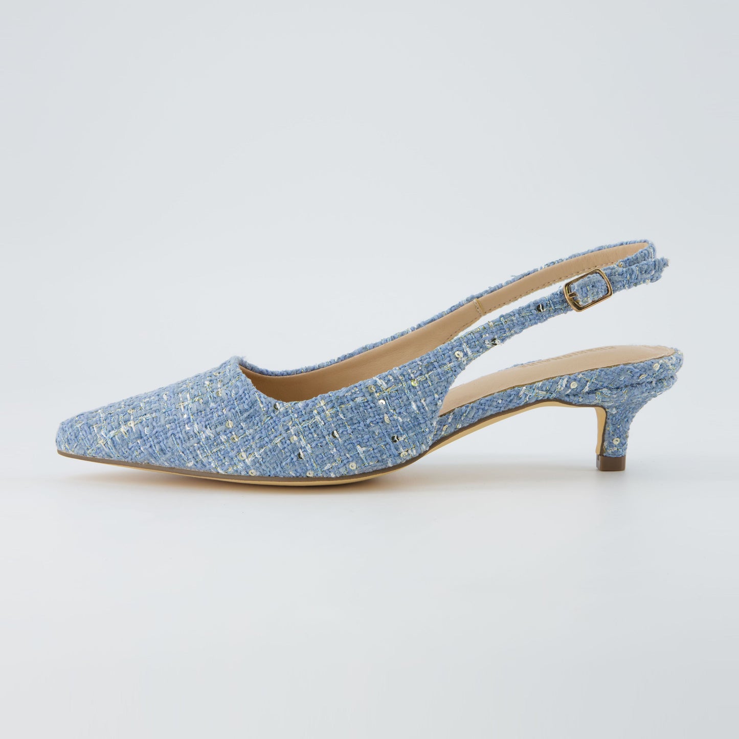 Blue,6,Medium