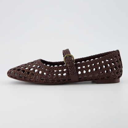 Brown,6,Medium