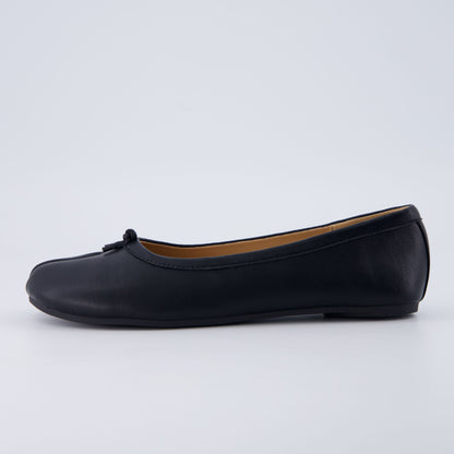 Black,6,Medium