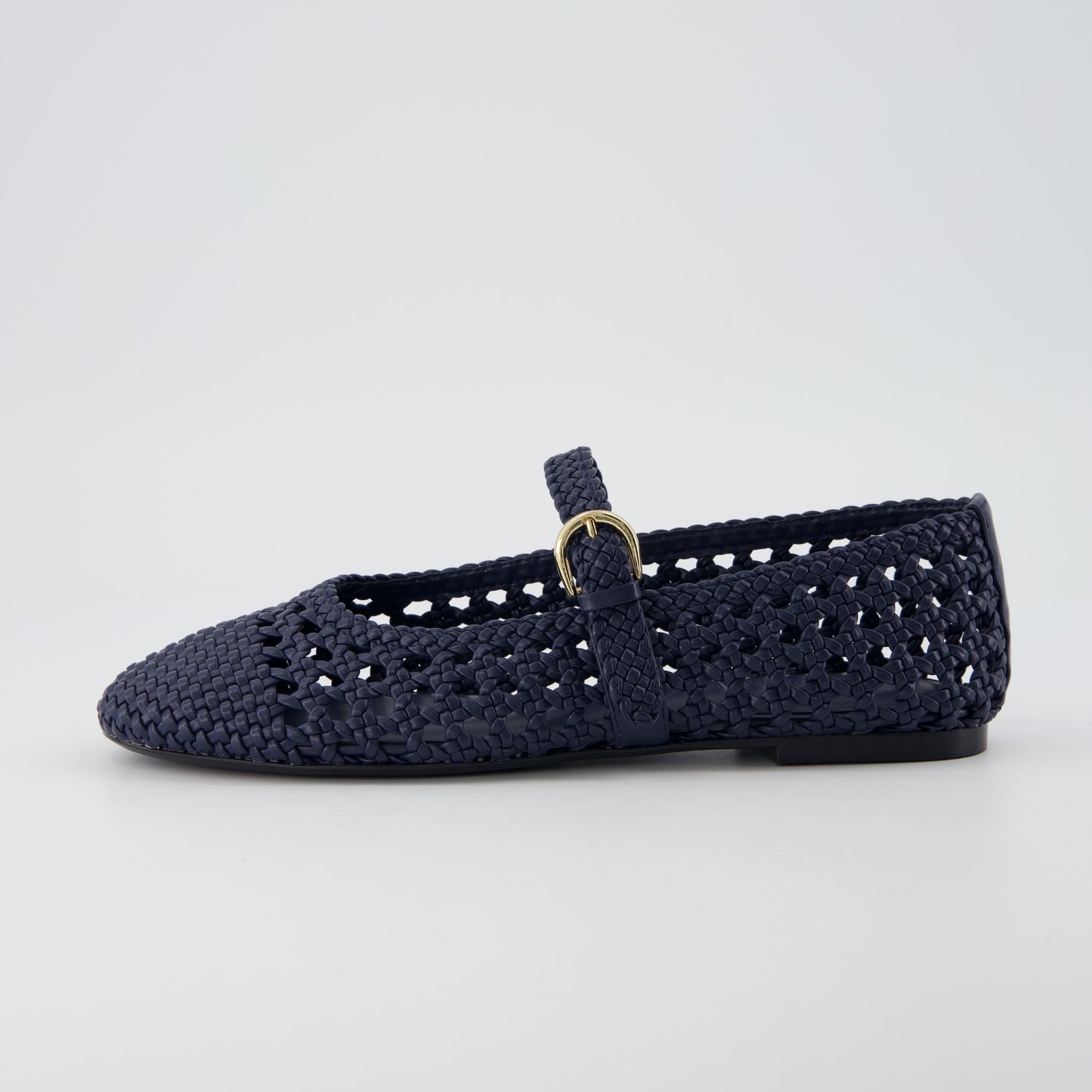 Navy,6,Medium