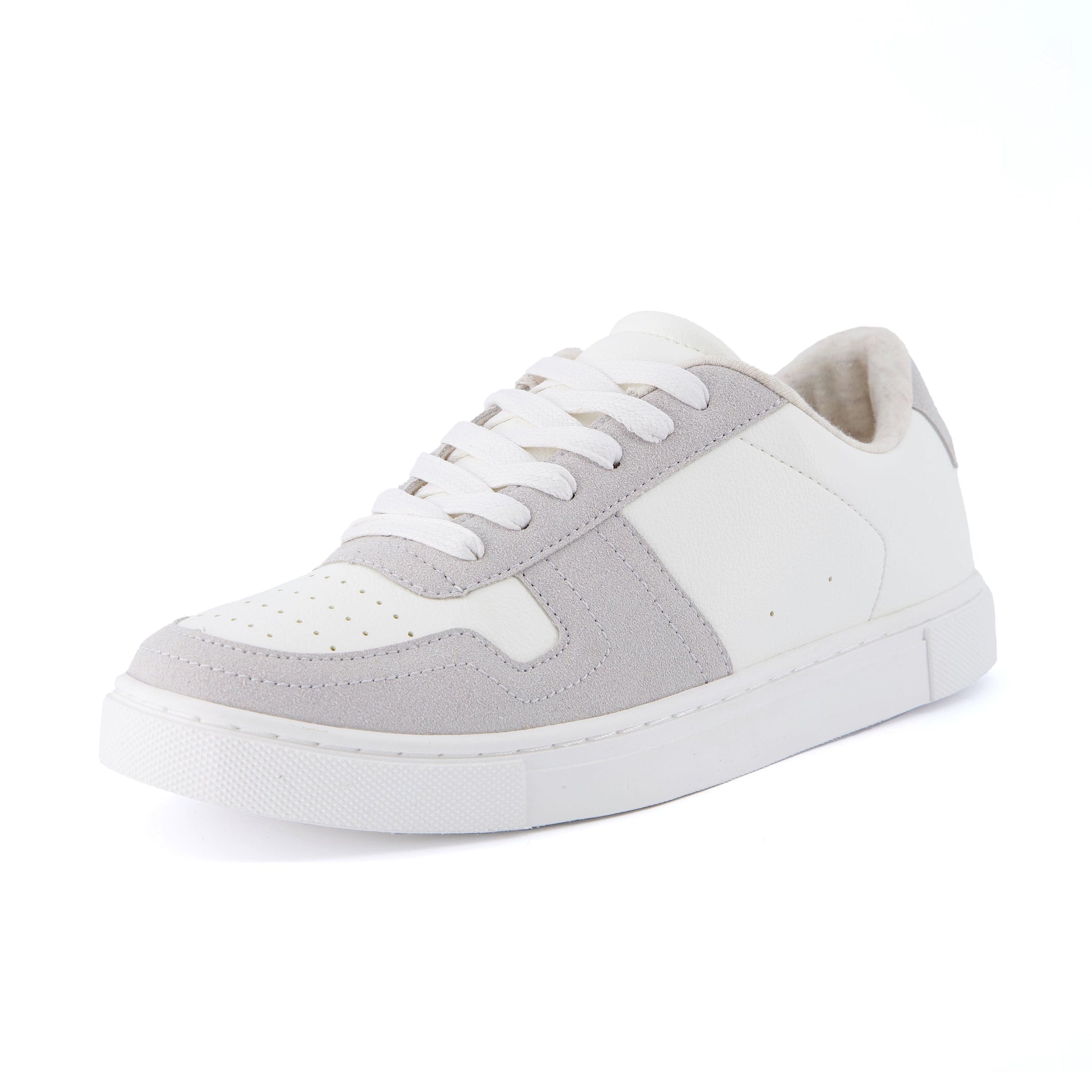 Cushionaire Trophy Lace Up Sneaker