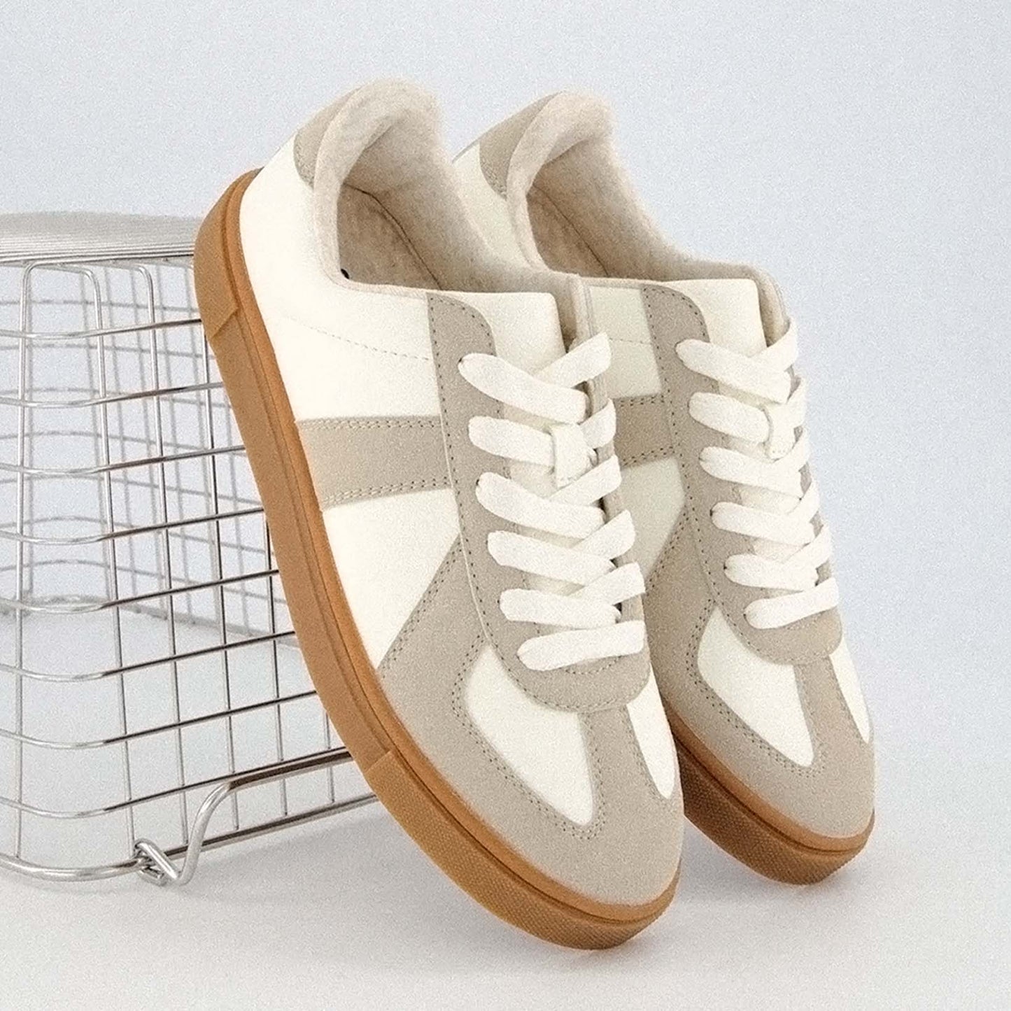 Cushionaire Bailey Lace Up Sneaker