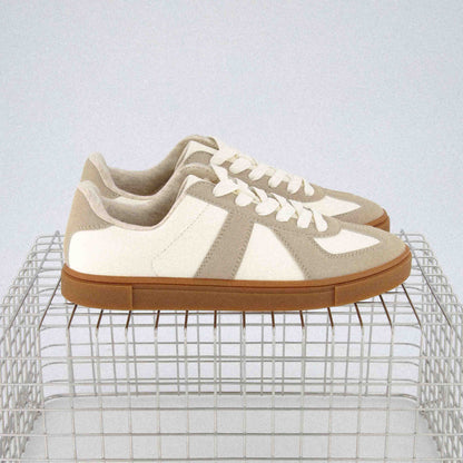 Cushionaire Bailey Lace Up Sneaker