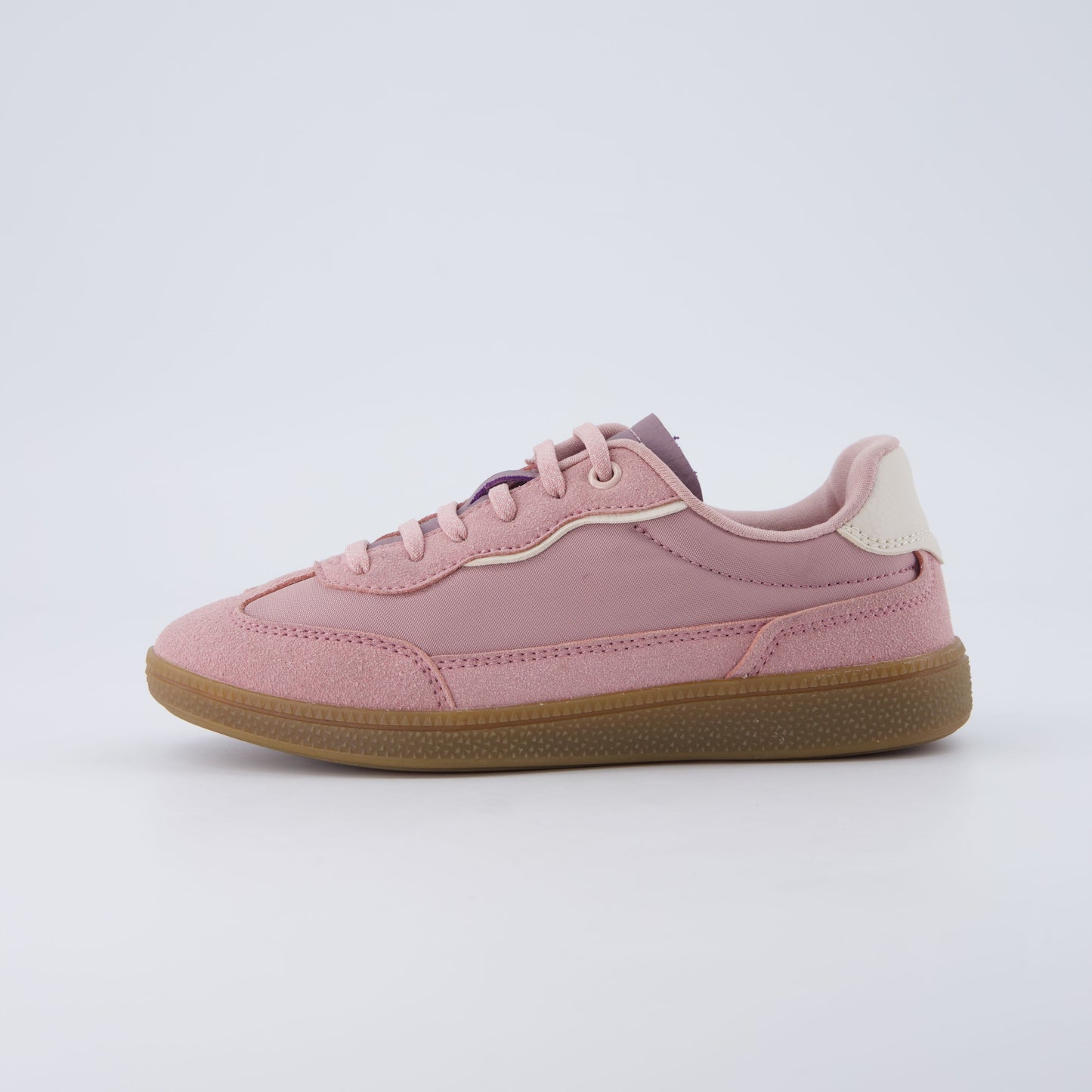 Pink,13,Medium