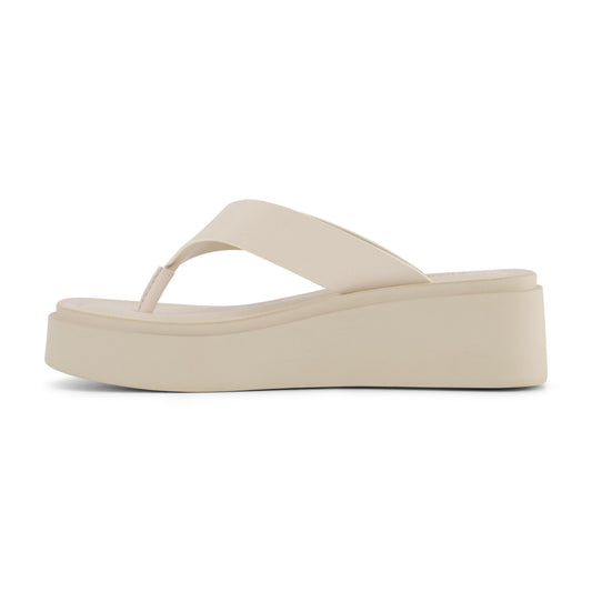 Cushionaire Pippin Platform Thong Sandal